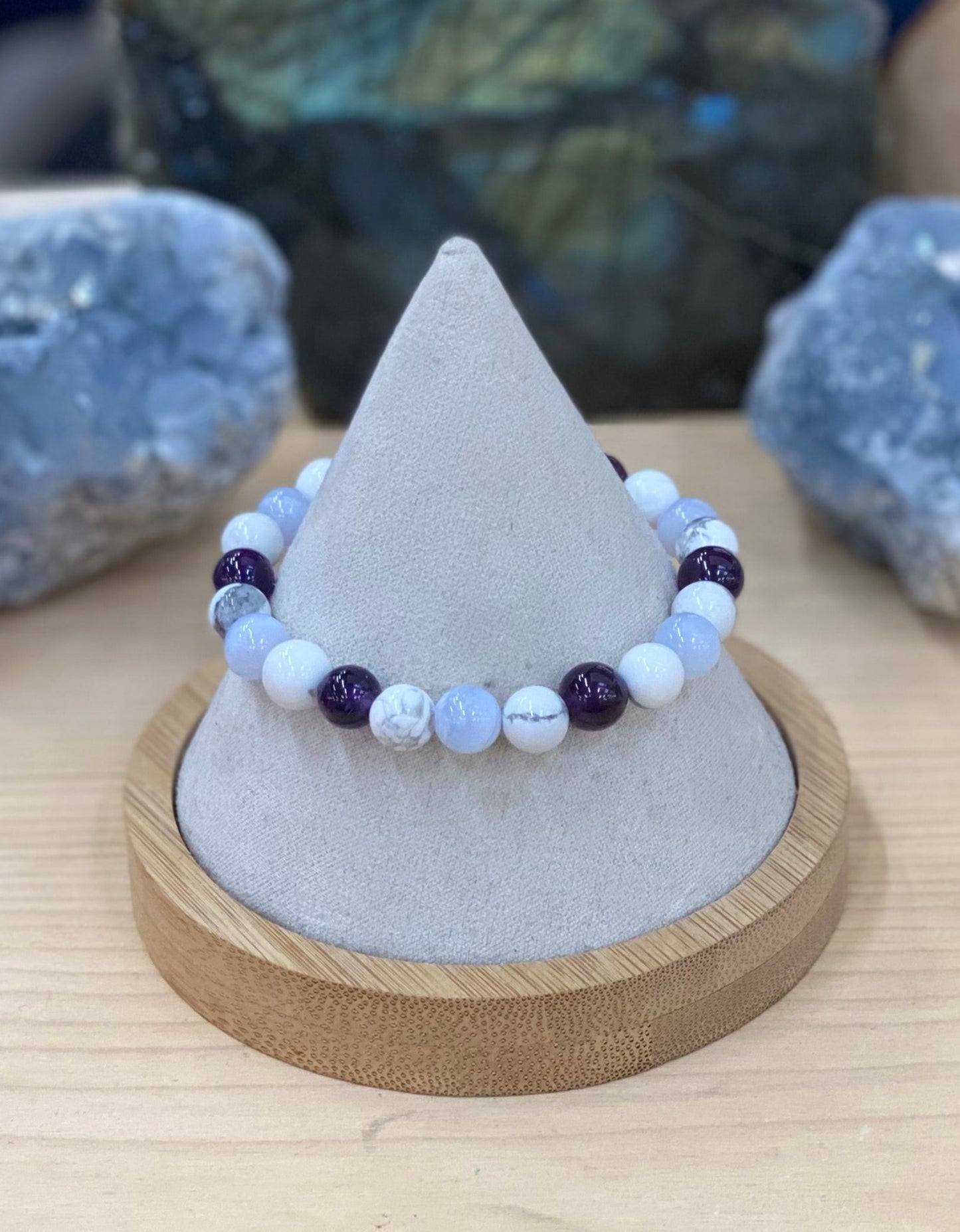 Bracelet anti-stress - Améthyste, calcédoine bleue & howlite